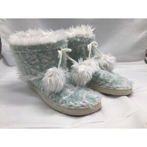 Aerosoles Super Fuzzy Green White Hightop Slipper Size 5-6 Fluffy Comfy